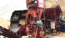 从挖沙到制沙 全面解析现代采沙机械设备