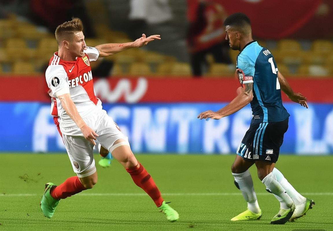 英超焦点对决曼联切尔西前瞻：西甲德甲意甲激战，多特蒙德斯图加特、尤文图斯都灵德比解析